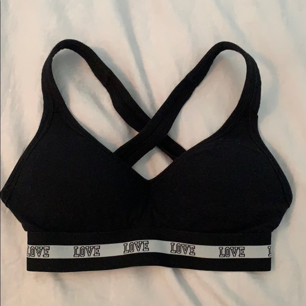 SO Cross Back Sports Bra